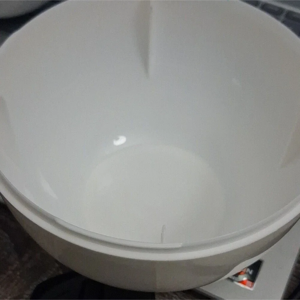 Microwave Egg Boiler Cooker 4-Egg Plastic & Metal Tray, White/Silver 6in